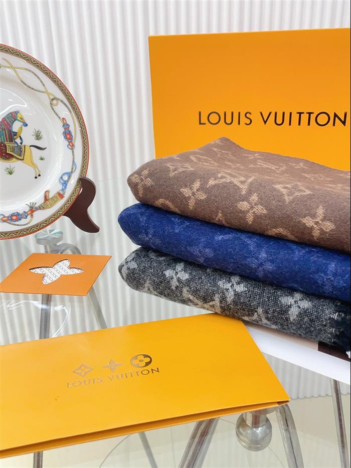 2026116111040575 380